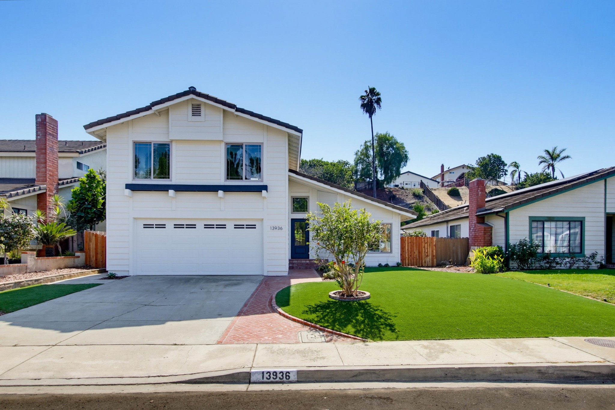 Virtual tour photo 3 of 56 for 13936 Barrymore St