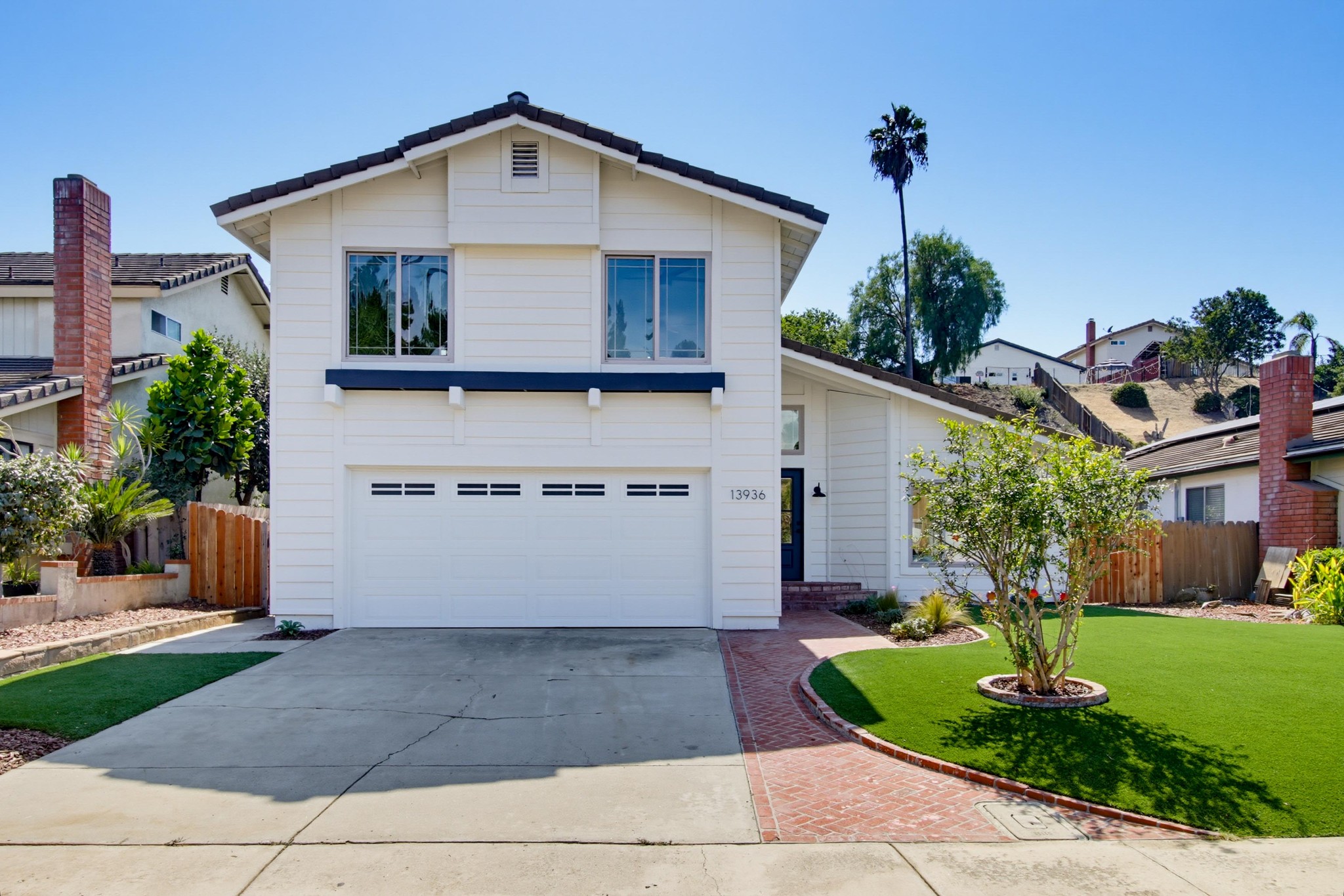 Virtual tour photo 4 of 56 for 13936 Barrymore St