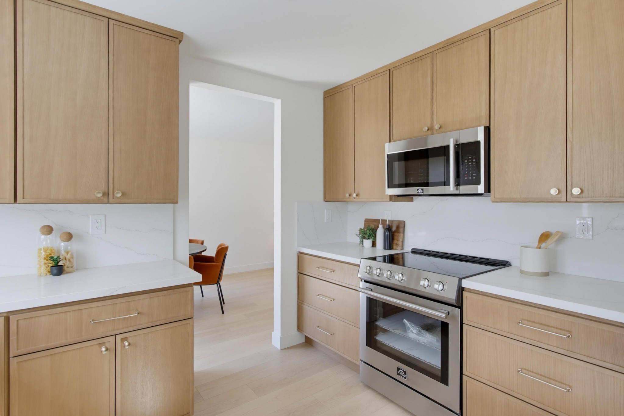 Virtual tour photo 16 of 56 for 13936 Barrymore St