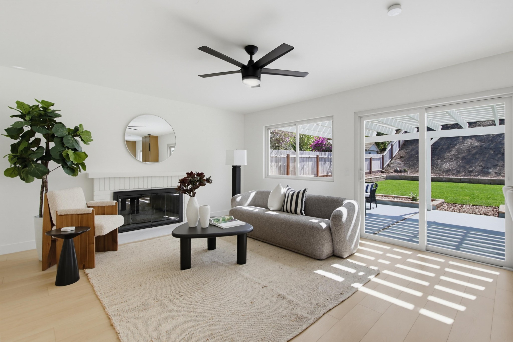 Virtual tour photo 18 of 56 for 13936 Barrymore St