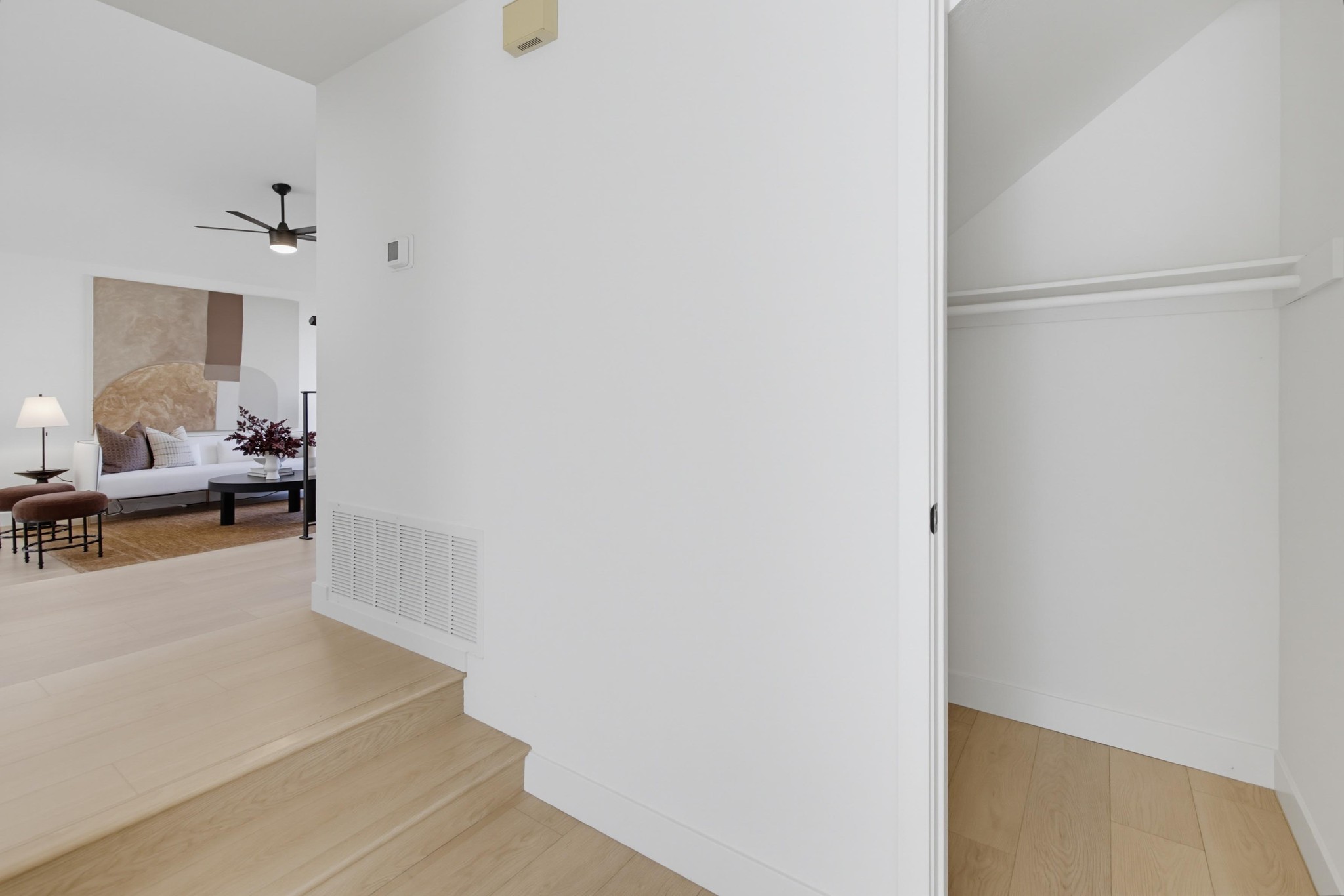 Virtual tour photo 24 of 56 for 13936 Barrymore St
