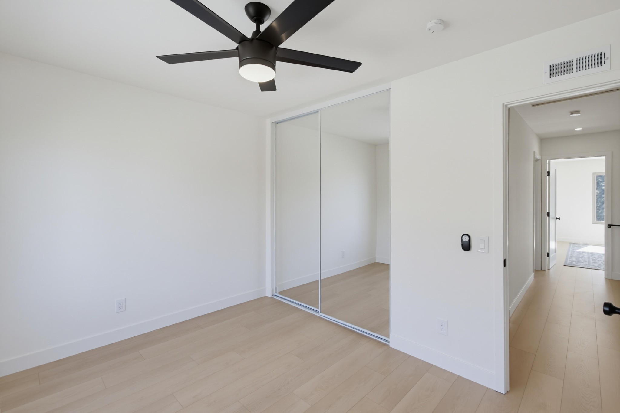 Virtual tour photo 41 of 56 for 13936 Barrymore St