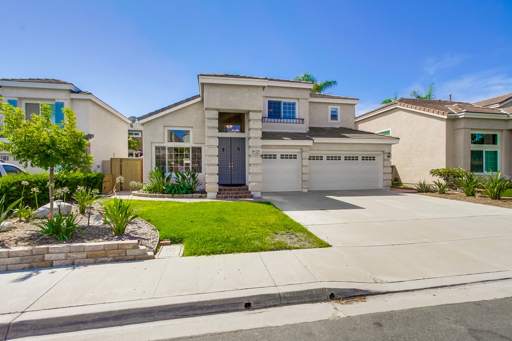 Virtual tour photo 1 of 65 for 13945 Lewiston St
