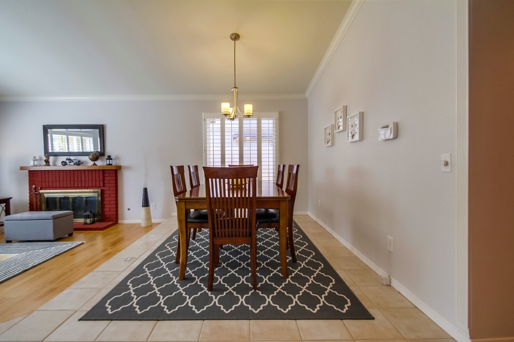 Virtual tour photo 13 of 54 for 13961 Barrymore St