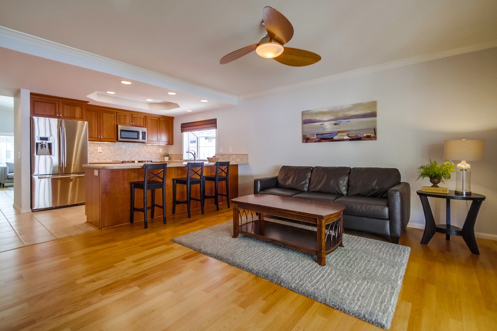 Virtual tour photo 17 of 54 for 13961 Barrymore St