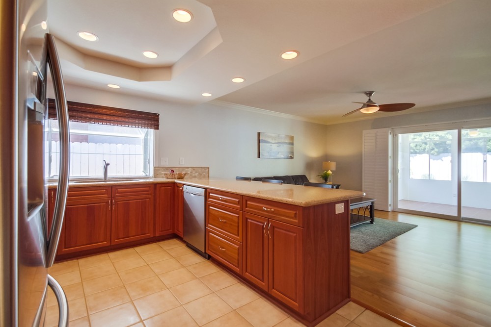 Virtual tour photo 27 of 54 for 13961 Barrymore St