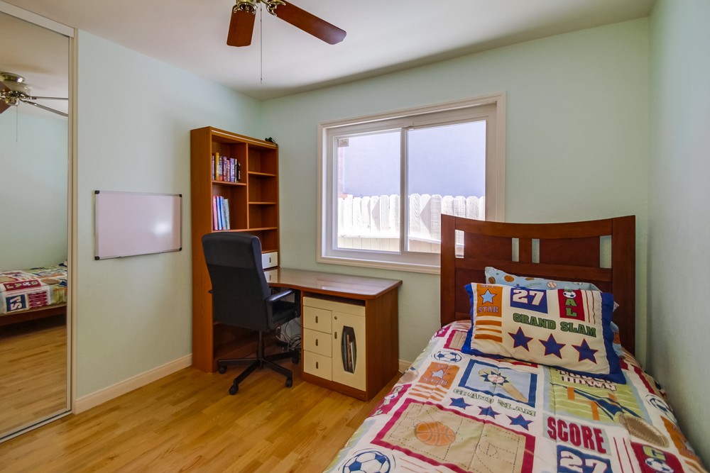 Virtual tour photo 35 of 54 for 13961 Barrymore St