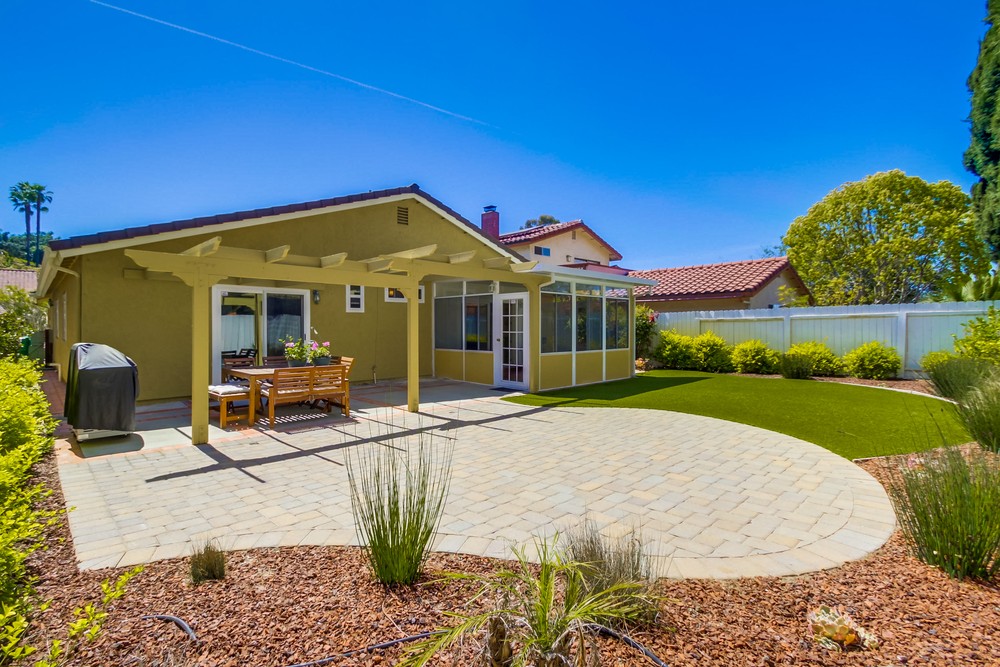 Virtual tour photo 49 of 54 for 13961 Barrymore St