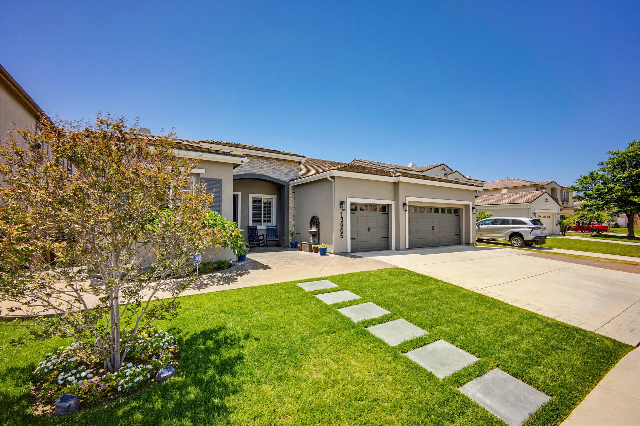 Virtual tour photo 6 of 58 for 13965 Waterville Ct