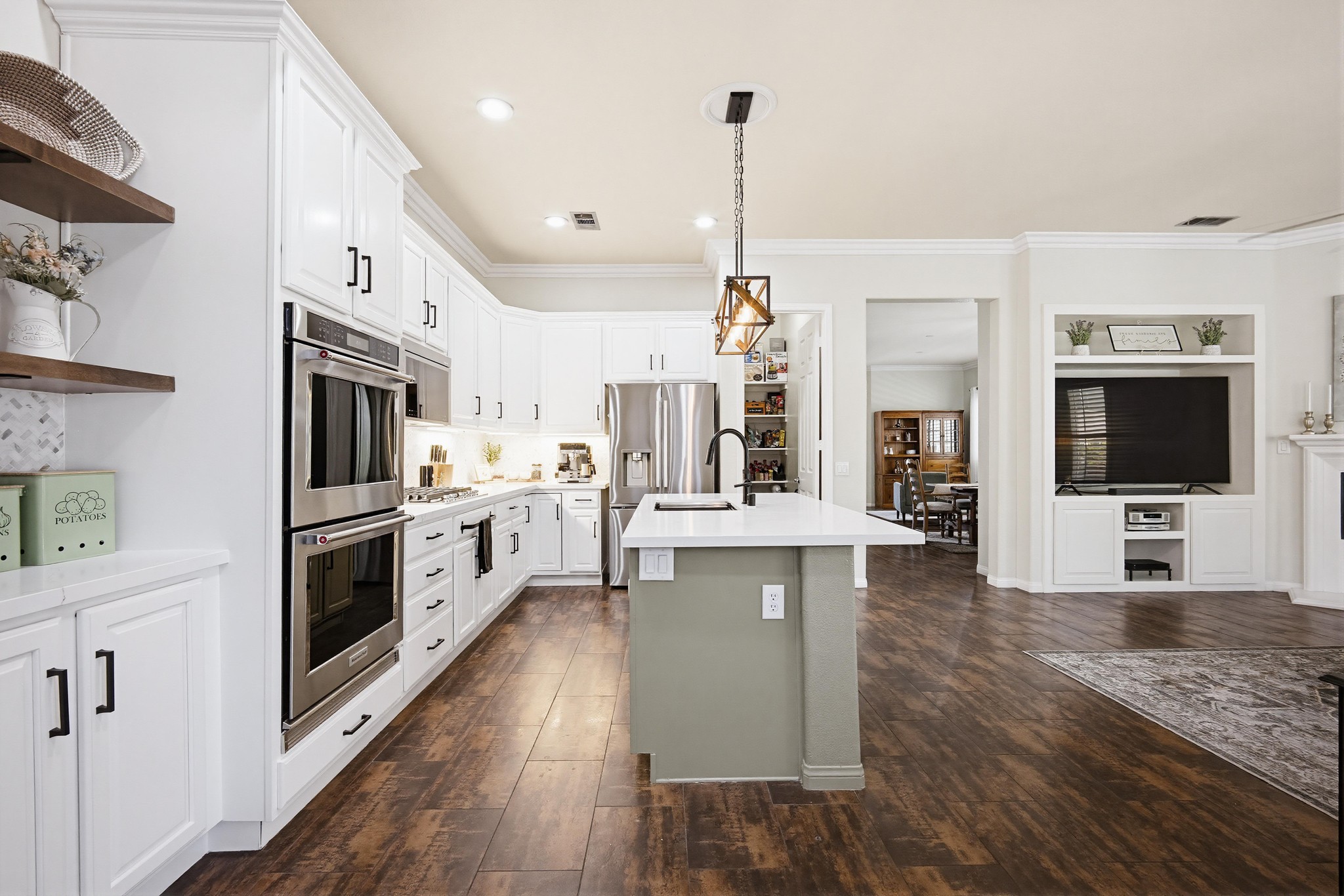 Virtual tour photo 22 of 58 for 13965 Waterville Ct