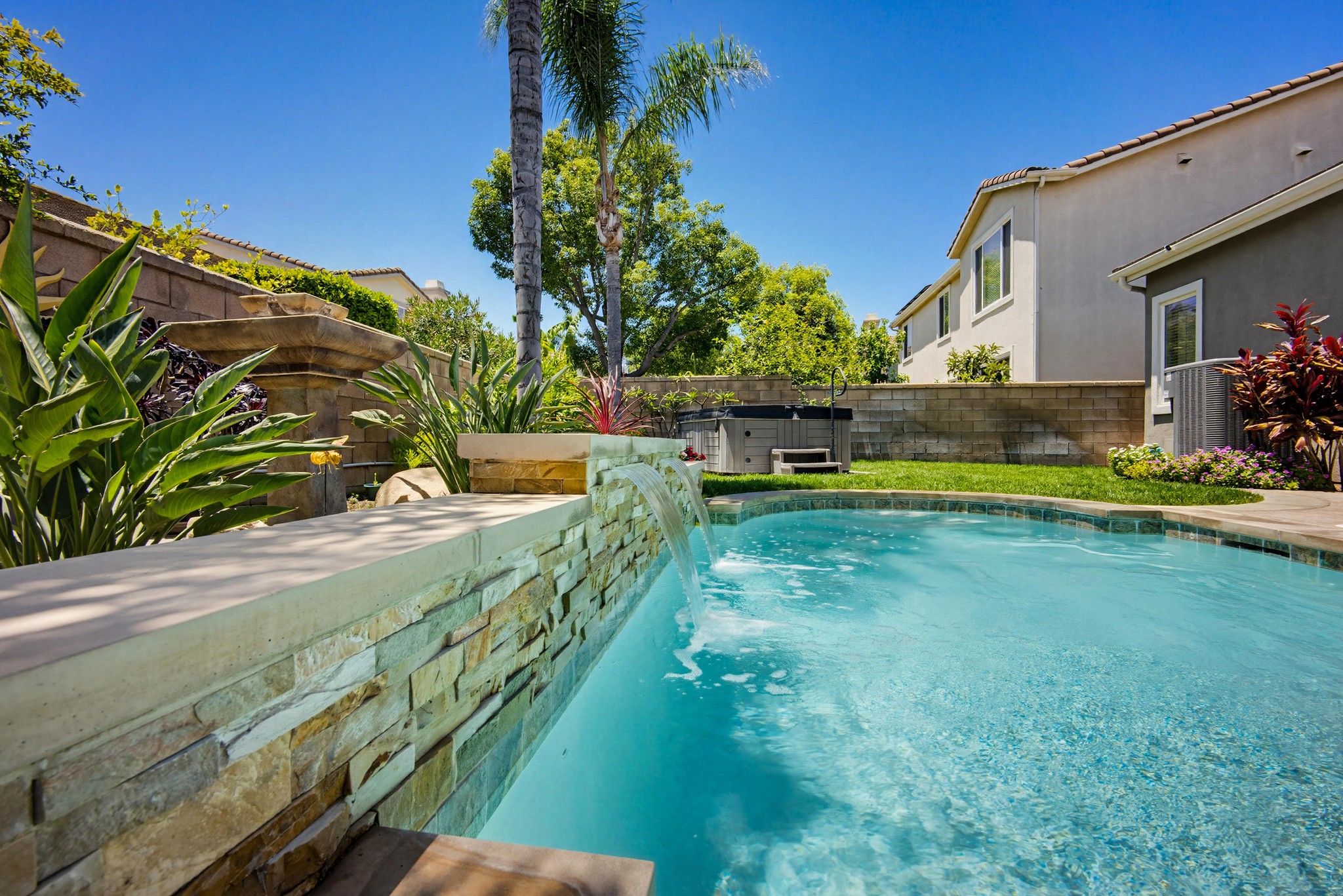 Virtual tour photo 54 of 58 for 13965 Waterville Ct