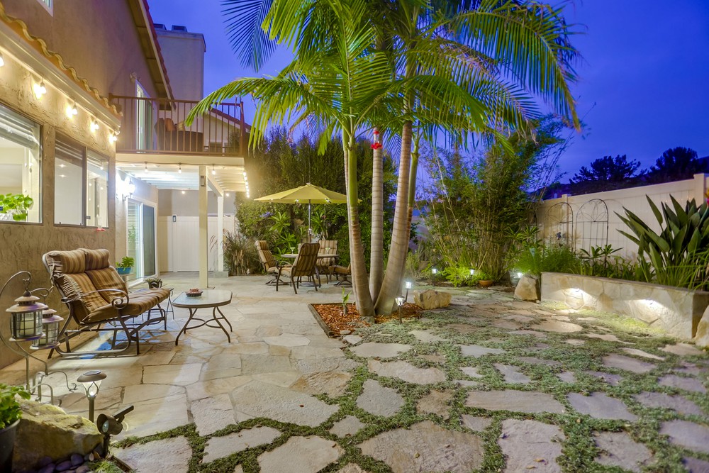 Virtual tour photo 12 of 81 for 13973 Mennonite Point