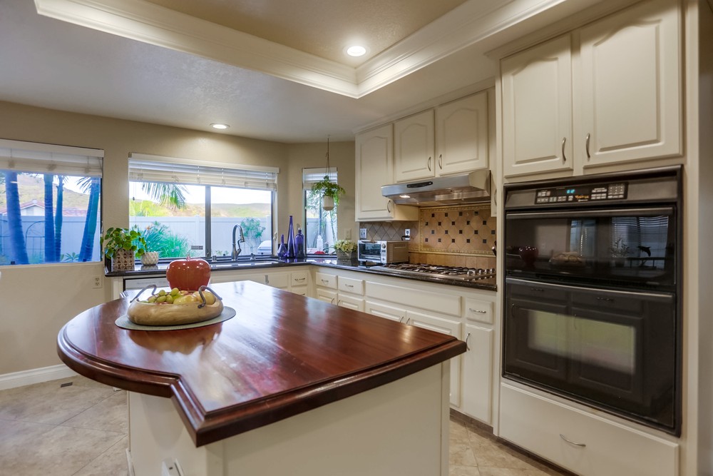 Virtual tour photo 31 of 81 for 13973 Mennonite Point