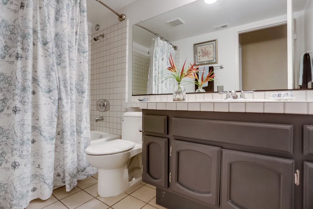 Virtual tour photo 36 of 81 for 13973 Mennonite Point