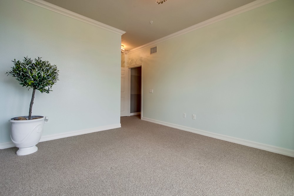 Virtual tour photo 21 of 44 for 1400 Broadway #1505