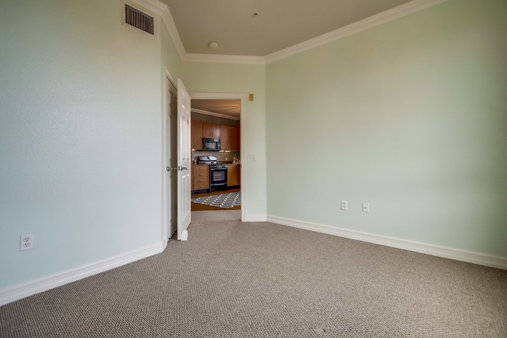 Virtual tour photo 26 of 44 for 1400 Broadway #1505