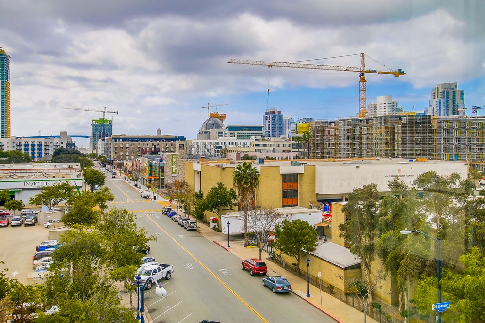 Virtual tour photo 35 of 44 for 1400 Broadway #1505