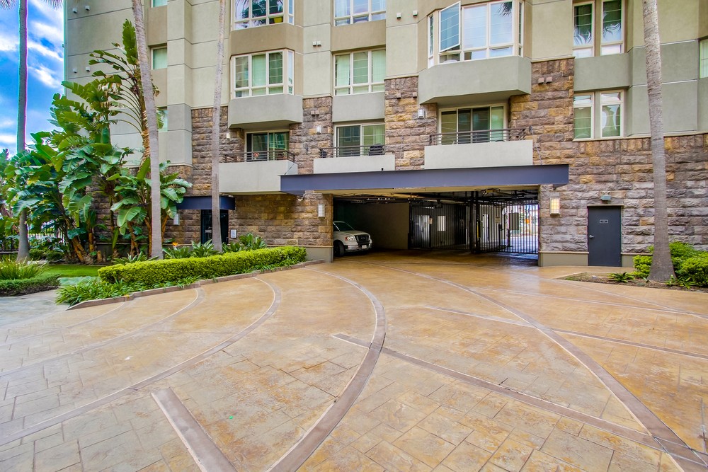 Virtual tour photo 41 of 44 for 1400 Broadway #1505