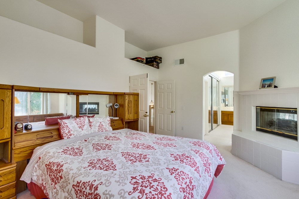 Virtual tour photo 21 of 35 for 14004 Newporter Way