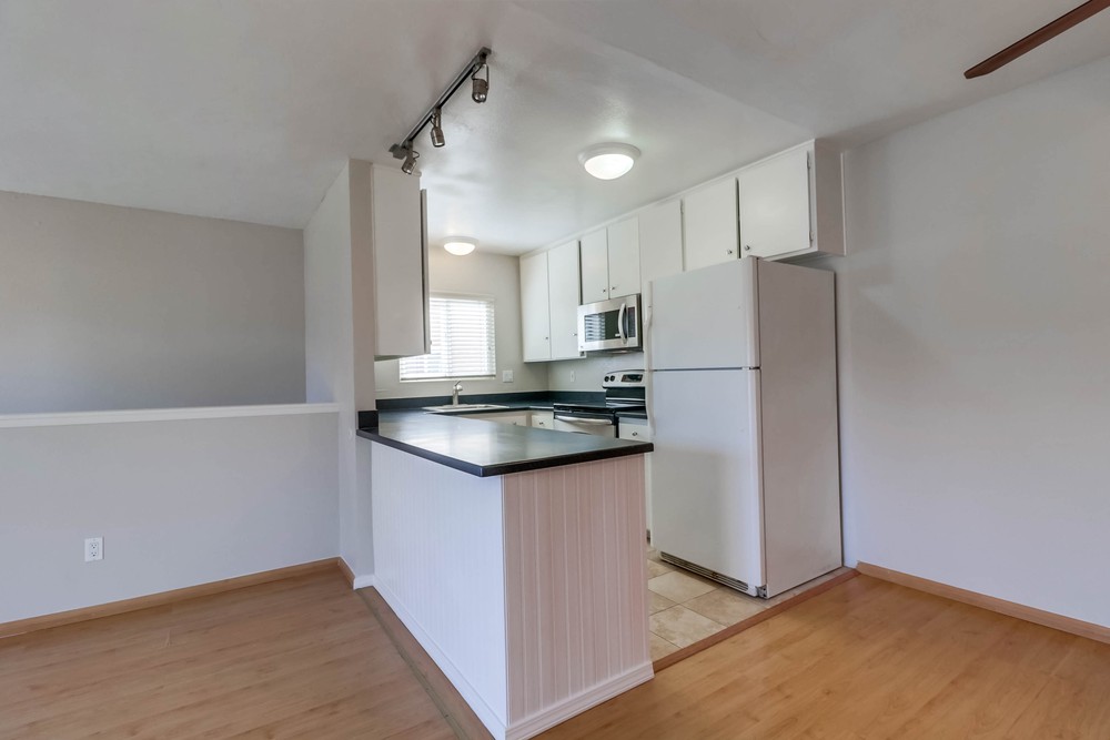 Virtual tour photo 14 of 38 for 14013 Caminito Almonte