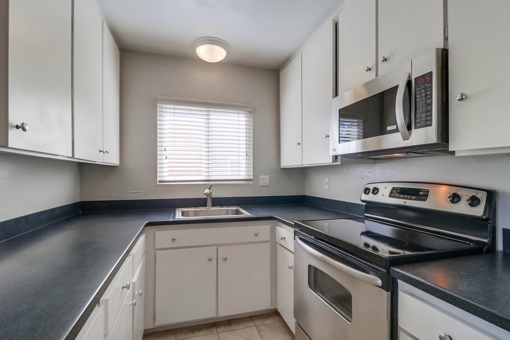 Virtual tour photo 20 of 38 for 14013 Caminito Almonte