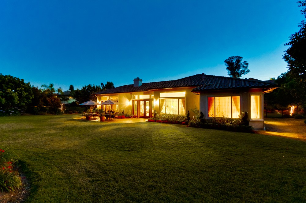 Virtual tour photo 10 of 63 for 14014 Lake Poway