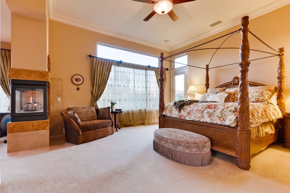 Virtual tour photo 26 of 63 for 14014 Lake Poway
