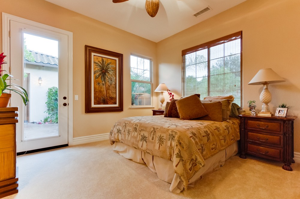 Virtual tour photo 40 of 63 for 14014 Lake Poway