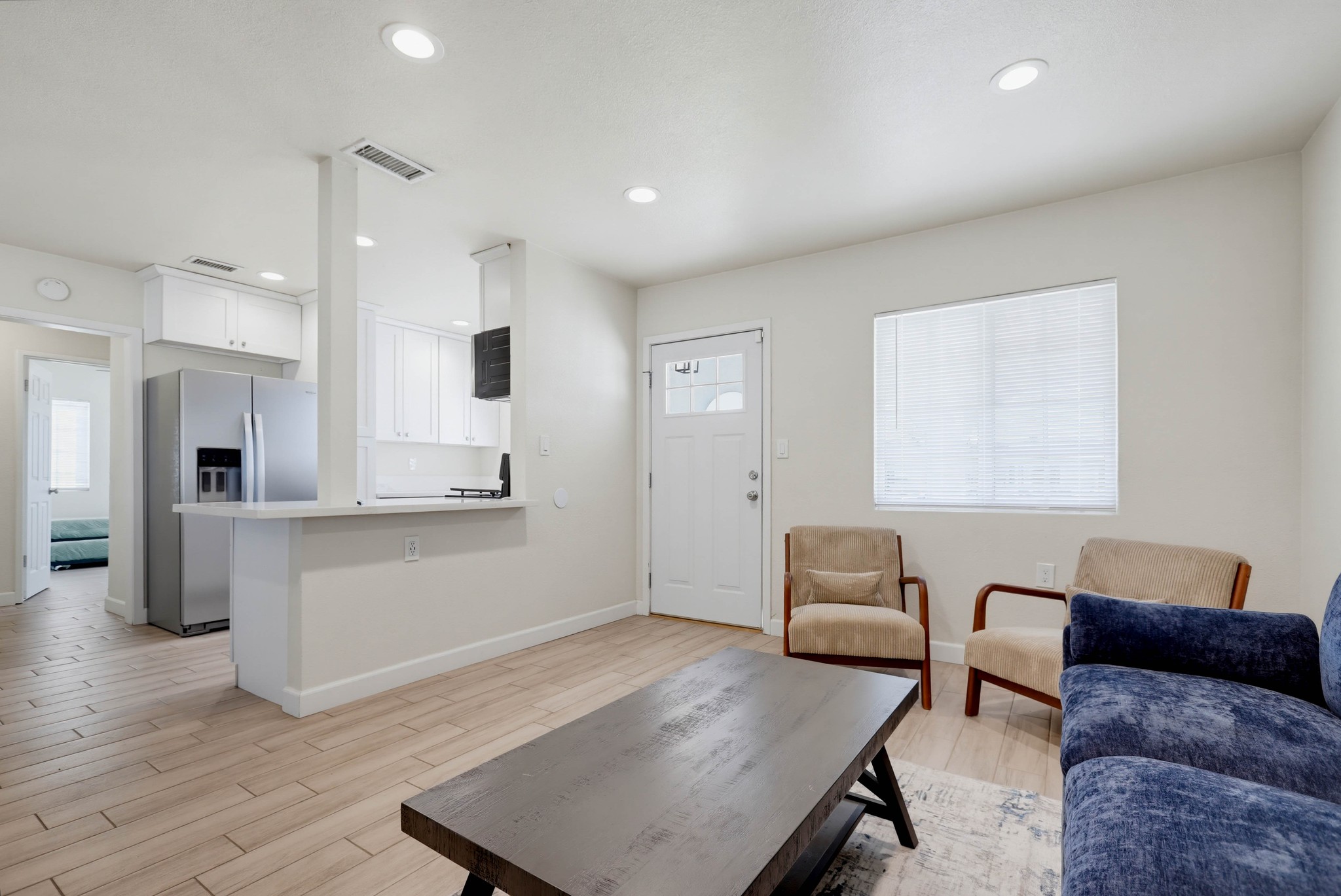 Virtual tour photo 12 of 56 for 1403 E Florida Pl