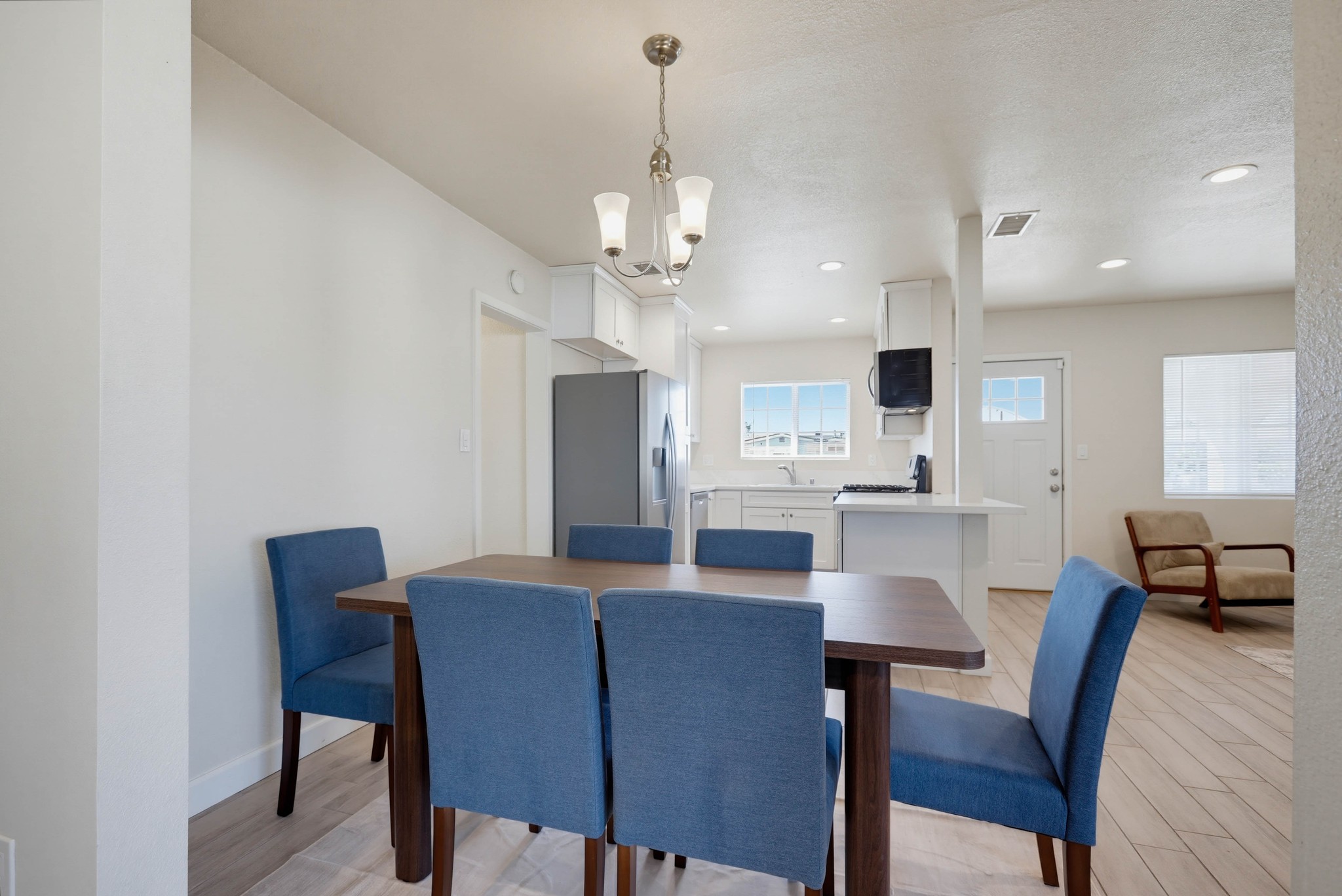Virtual tour photo 17 of 56 for 1403 E Florida Pl