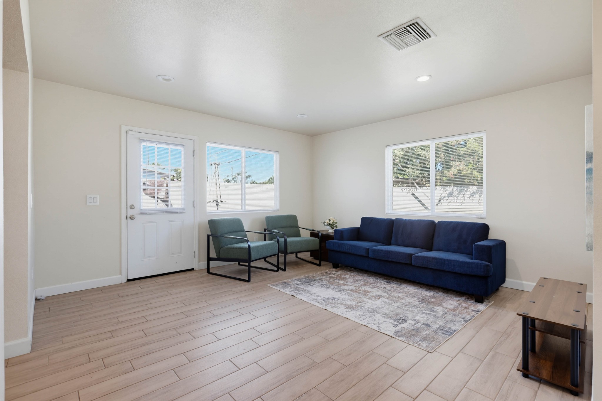 Virtual tour photo 25 of 56 for 1403 E Florida Pl