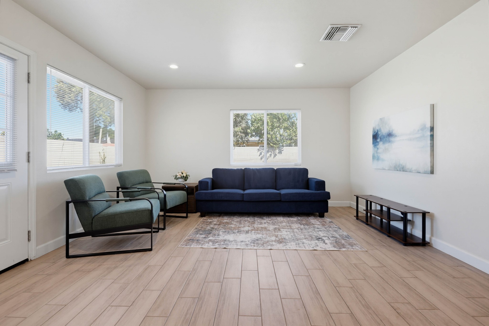 Virtual tour photo 30 of 56 for 1403 E Florida Pl