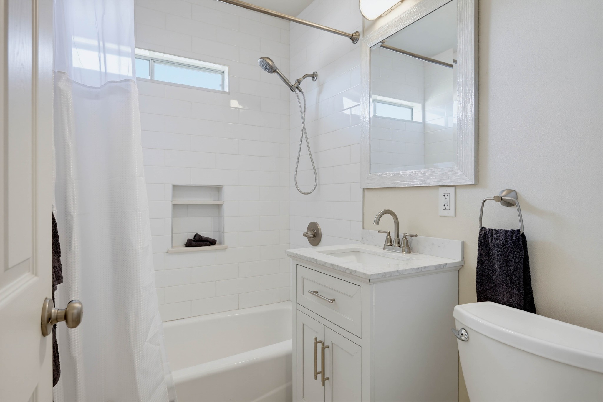 Virtual tour photo 33 of 56 for 1403 E Florida Pl