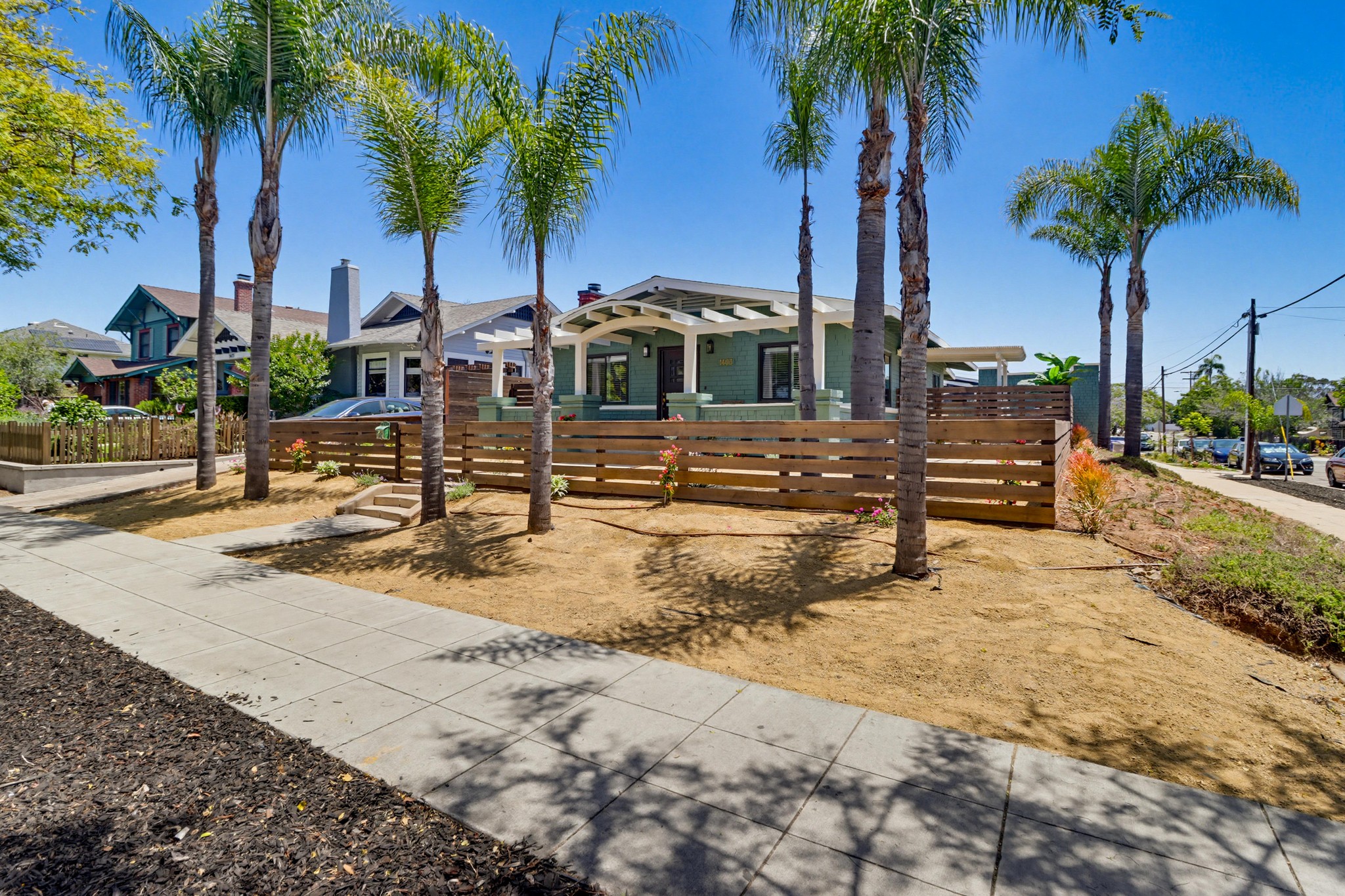 Virtual tour photo 6 of 62 for 1403 Fern St