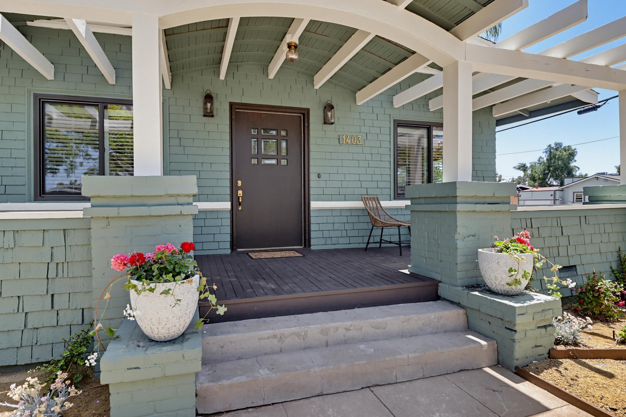 Virtual tour photo 9 of 62 for 1403 Fern St