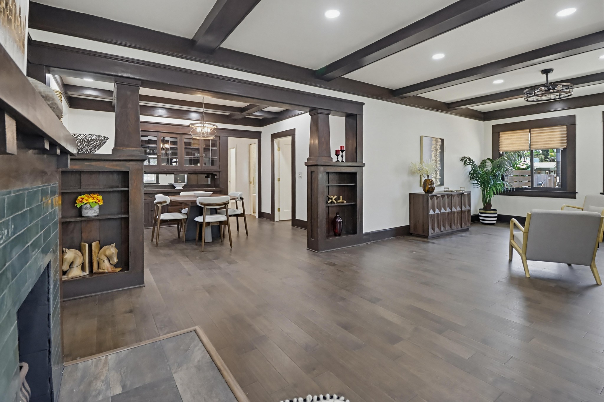 Virtual tour photo 14 of 62 for 1403 Fern St