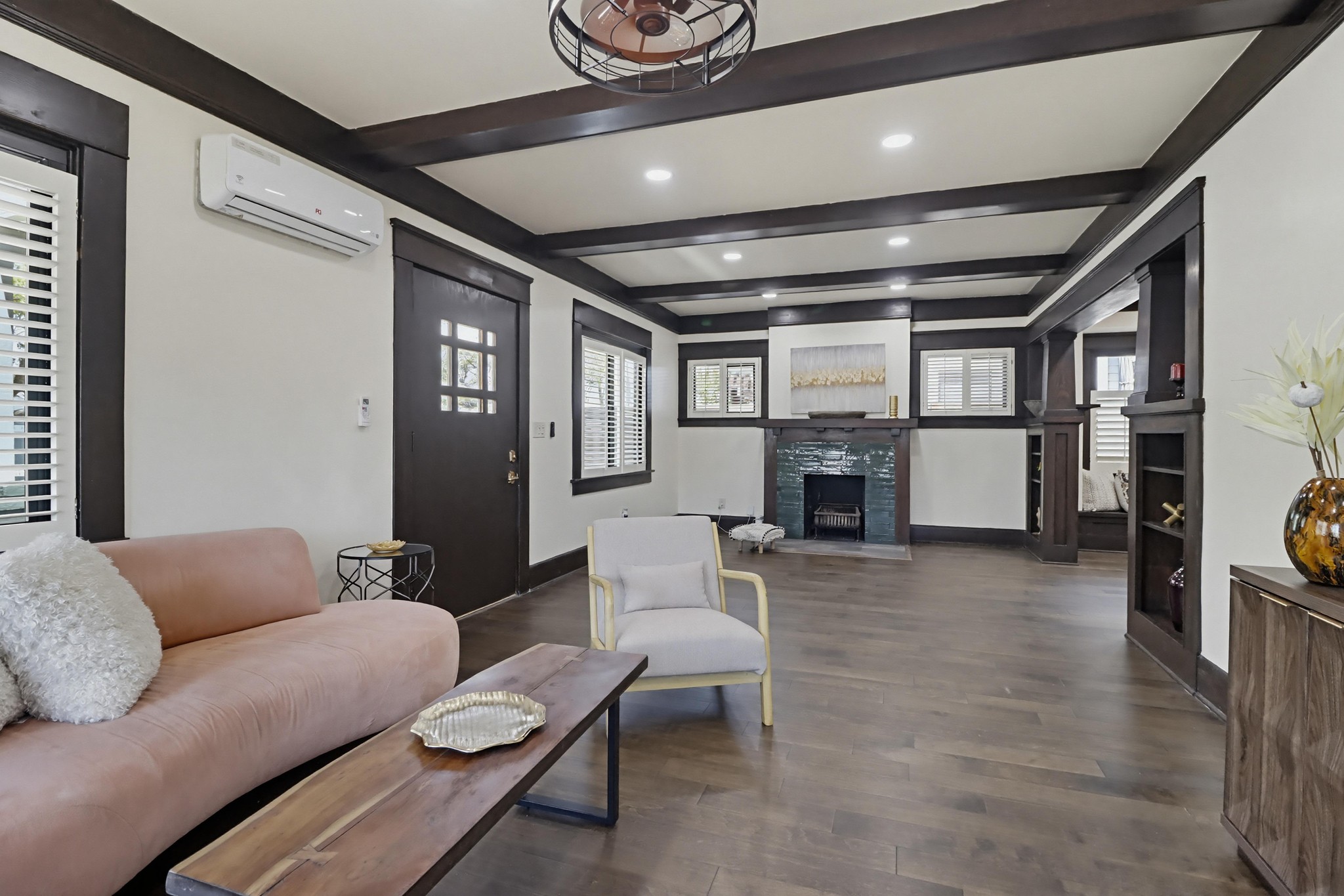 Virtual tour photo 20 of 62 for 1403 Fern St