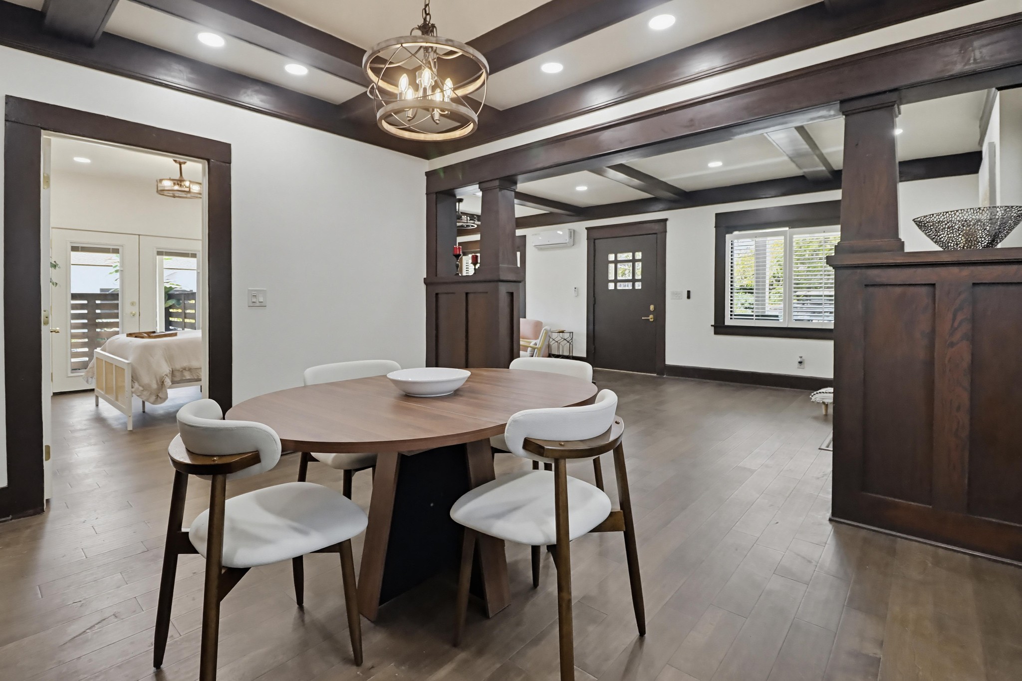 Virtual tour photo 24 of 62 for 1403 Fern St