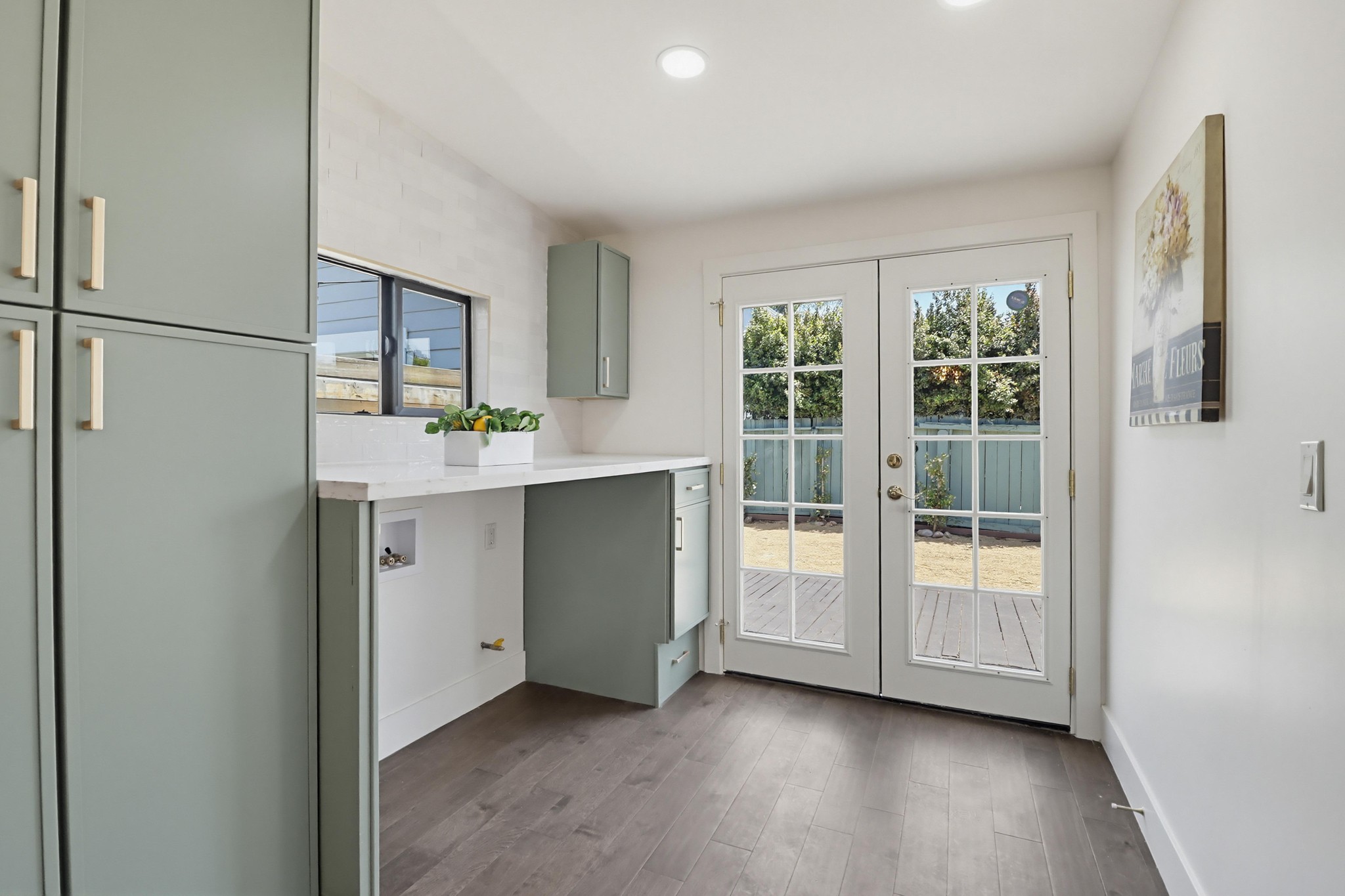 Virtual tour photo 31 of 62 for 1403 Fern St