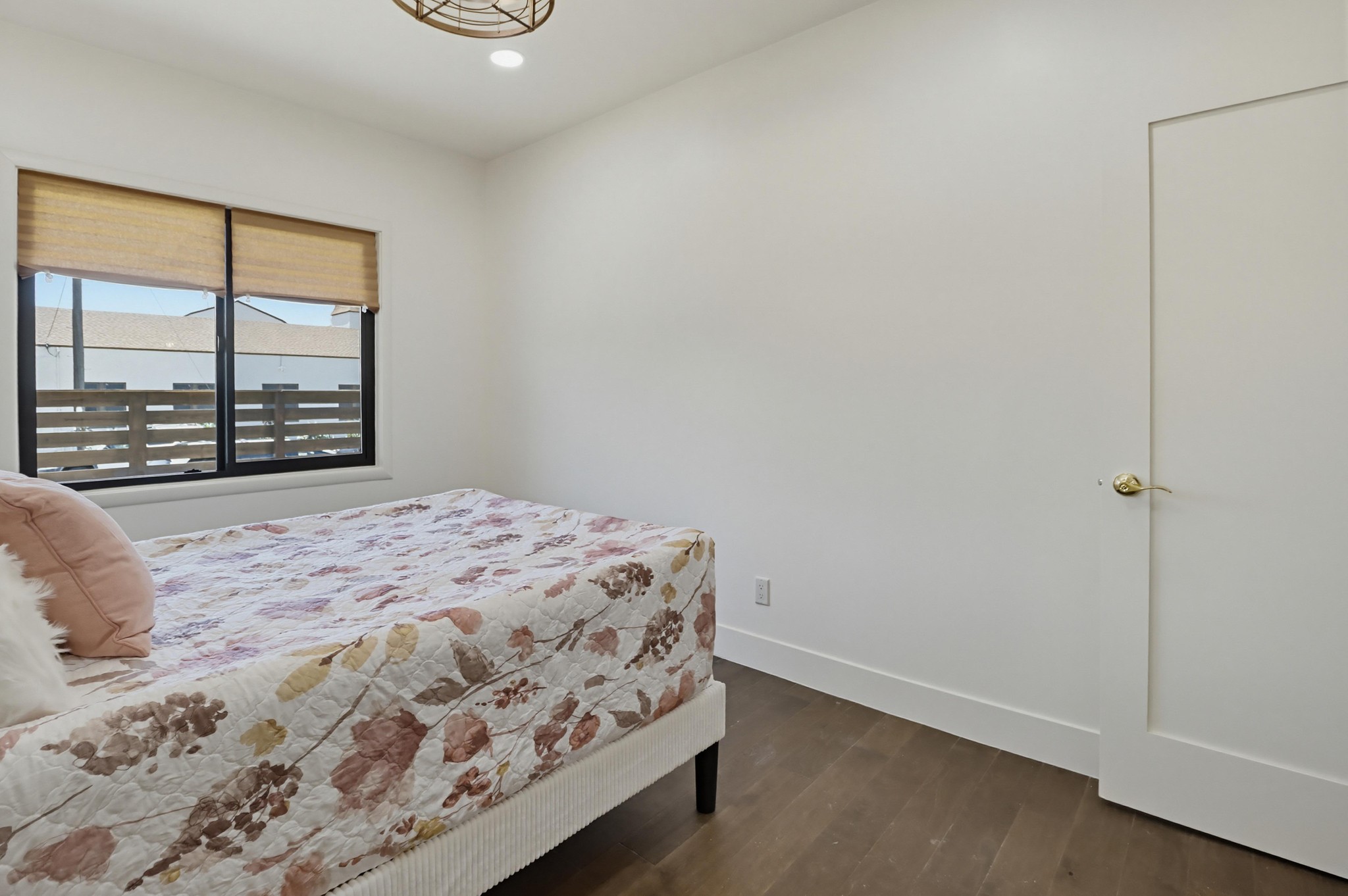 Virtual tour photo 46 of 62 for 1403 Fern St