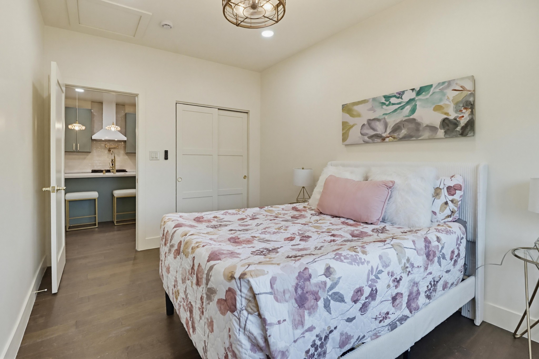 Virtual tour photo 47 of 62 for 1403 Fern St