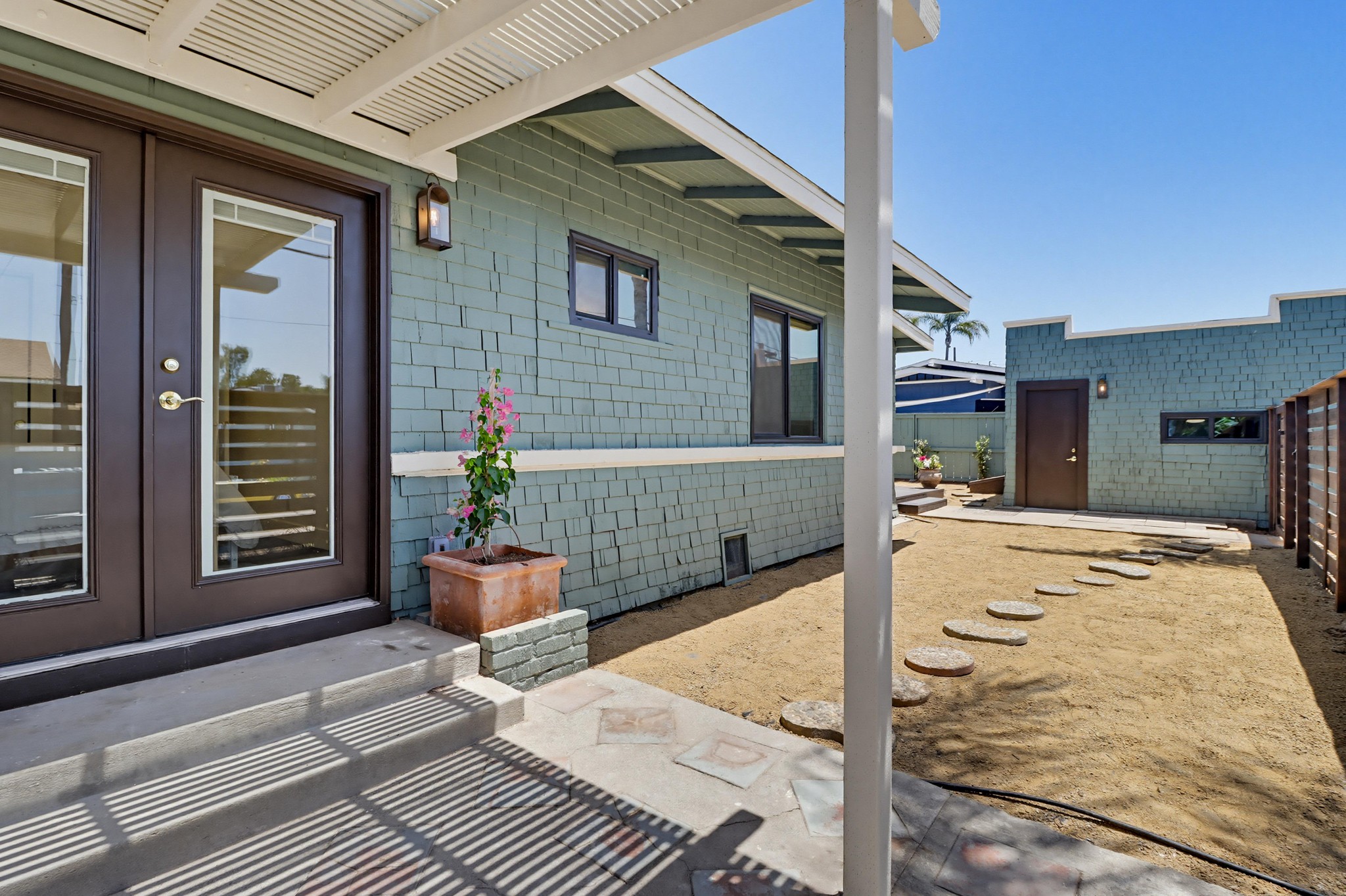 Virtual tour photo 49 of 62 for 1403 Fern St