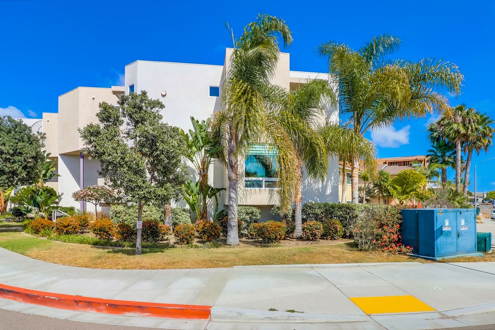 Virtual tour photo 4 of 45 for 1405 Locust St