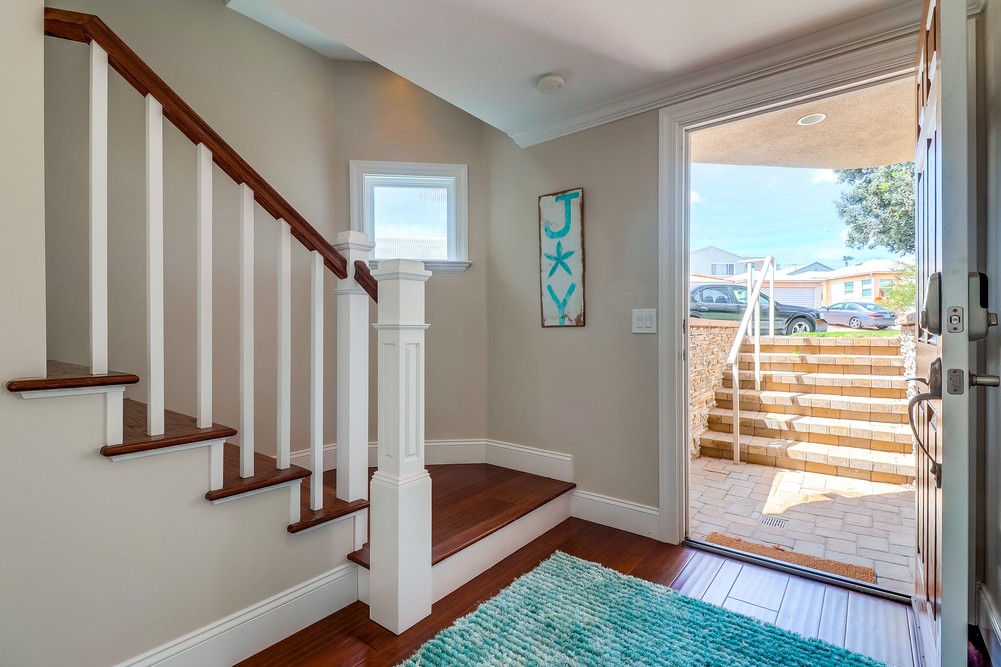 Virtual tour photo 6 of 45 for 1405 Locust St