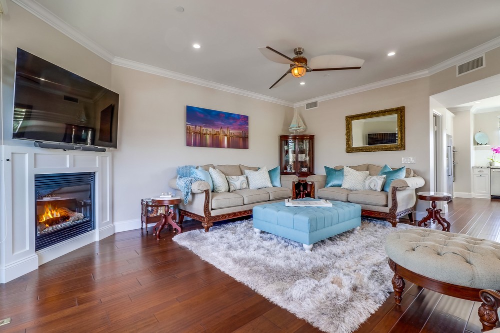 Virtual tour photo 10 of 45 for 1405 Locust St