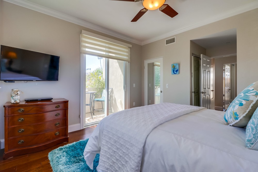 Virtual tour photo 32 of 45 for 1405 Locust St