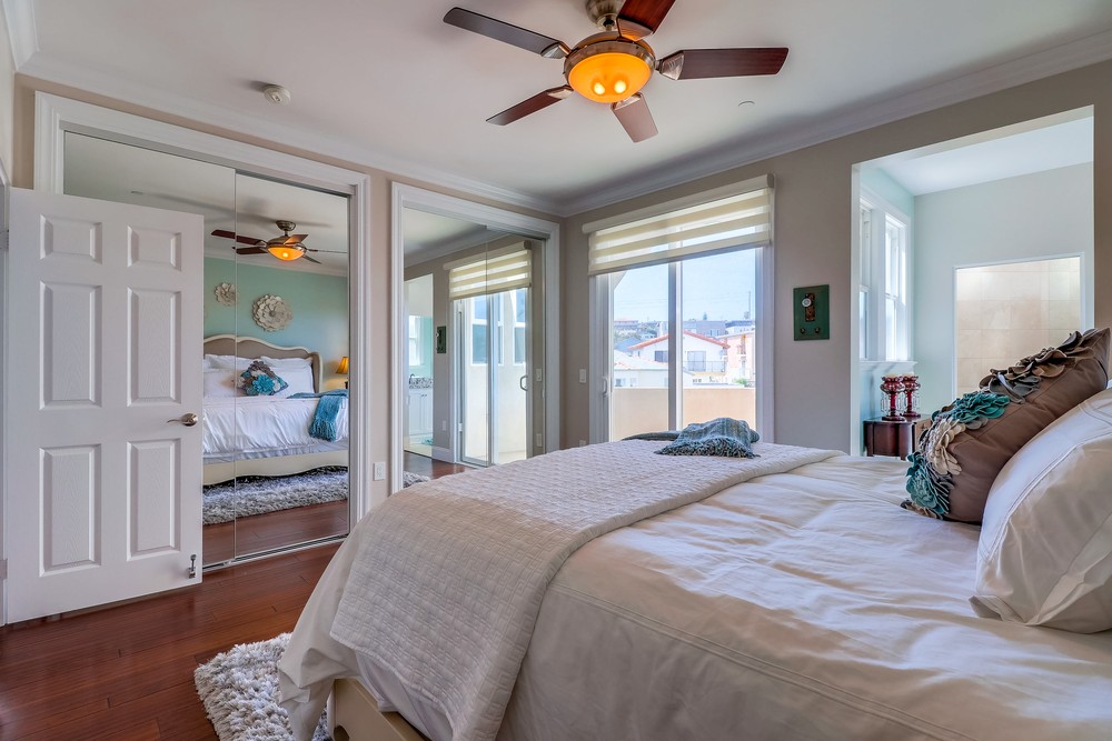 Virtual tour photo 36 of 45 for 1405 Locust St