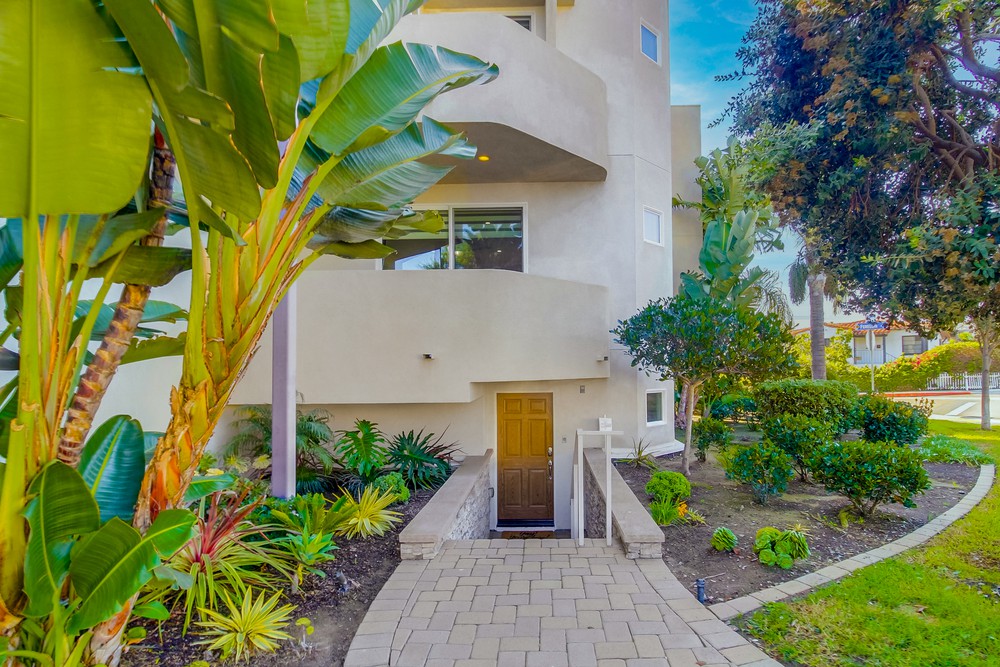 Virtual tour photo 4 of 68 for 1405 Locust St