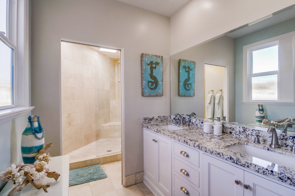 Virtual tour photo 36 of 68 for 1405 Locust St
