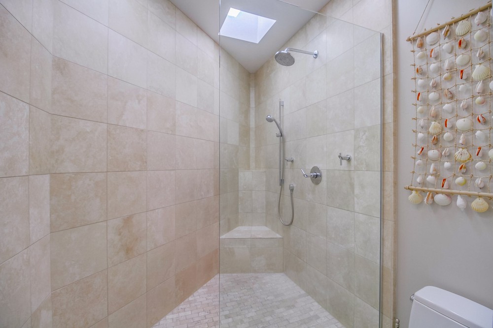 Virtual tour photo 37 of 68 for 1405 Locust St